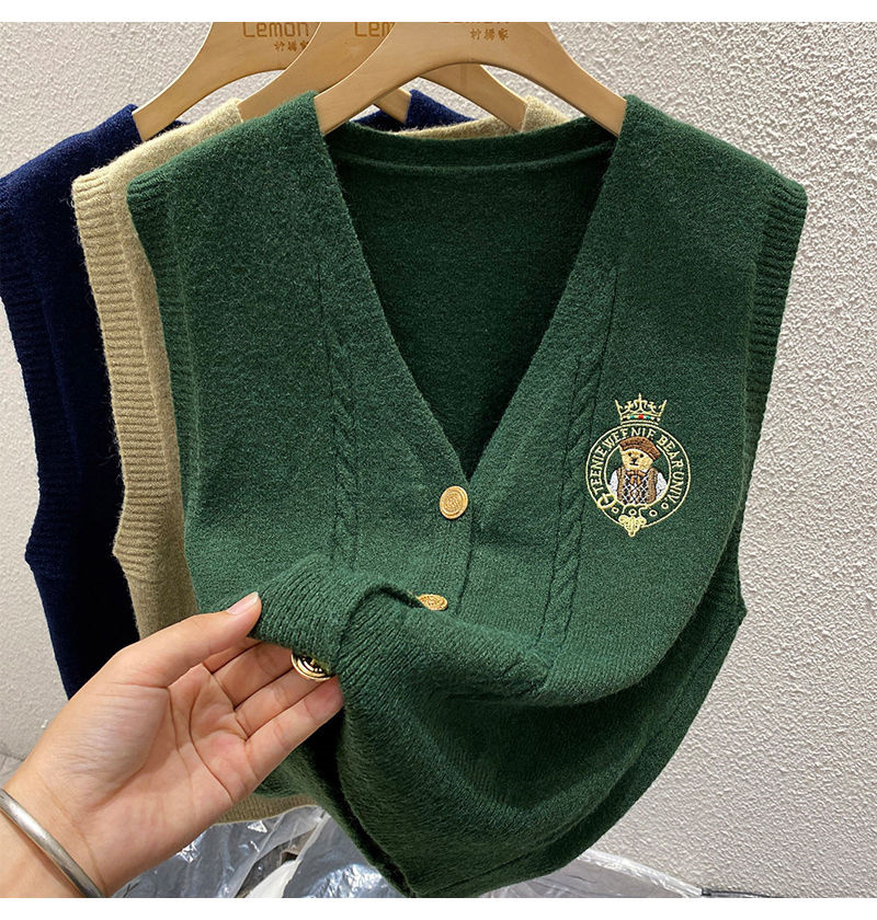 New Embroidered Bear Knitted L - Sewing Vest 评论和价格