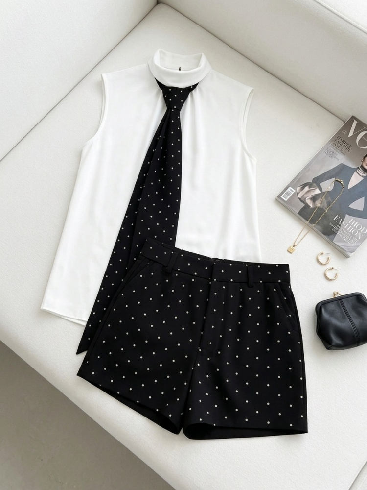 Old Money Tailored Shorts & Ve - Sewing Vest 评论和价格